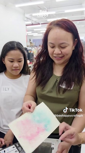 Transform your crafts with the New SIZZIX BIG SHOT Machine! ✨ Ever wonder how to get those perfectly raised patterns on handmade cards and scrapbooks? 💌🤔 It’s all in the Sizzix Embossing Folders! Watch as some of our community members discover just how easy (and satisfying!) it is to add depth and dimension to any paper material. 🤩 There’s nothing quite like that