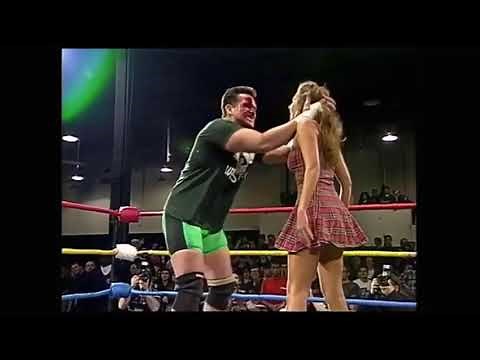 ECW Beulah McGillicutty (Piledriver Spot!) 1995
