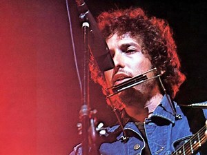 When Bob Dylan summoned his ex-wife to a serenade