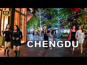 Walk tour in Chengdu`s Taikoo Li at night !