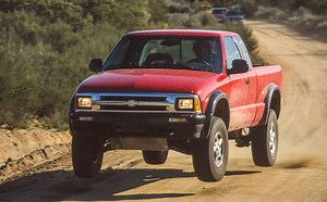 Chevrolet S10 4.3 V6 specs, 0-60, quarter mile - FastestLaps.com