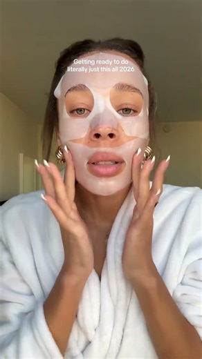 Literally just me my @Mario Badescu face mask and a white robe… : #shorts #short #yaalfonwar