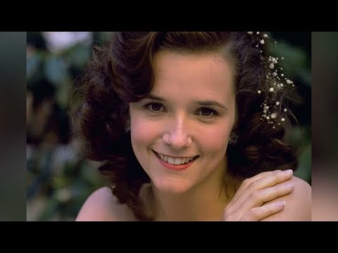 Lea Thompson In G-Strlng Photos Leave Little To Imagination