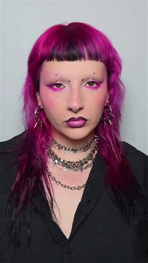 Main character build loaded successfully. 🎀🖤 This Vi and Transylvania combo is the only custom setting that matters. #ArcticFoxHairColor #vividhair #haircolor #pinkhair