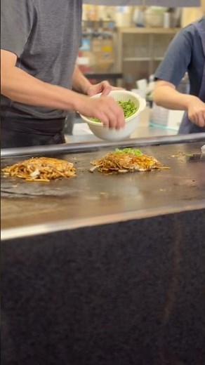 [Kyoto Gourmet] Okonomiyaki restaurant you should visit when you come to Kyoto: [Yamamoto Manbo] ...
