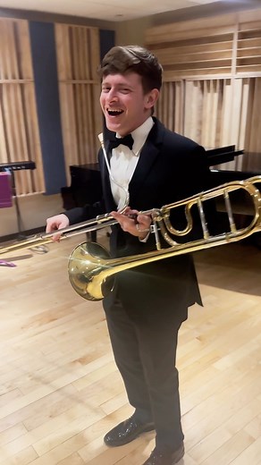 1.3M views · 163 reactions | When you use a Bassoon bocal for the trombone… Thank you @maximuspracticus for recording my most chaotic reel featuring the Tromboon… #sweetcaroline #redsoxgame #trombone #bassoon #lingling40hours #trending #sweetcarolineremix #musician #音楽 #음악 #woodwinds #brass #orchestra #orchestramemes | TromboneTimo | Facebook