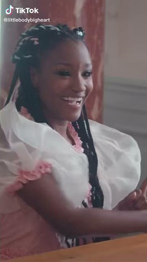 Lunchbox friends handshake 💜💚💛💙♥️