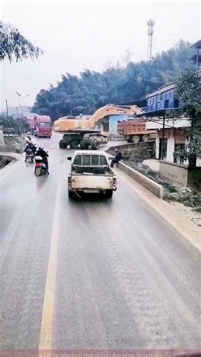 Sharing Methods for Transporting Excavators with Trucks