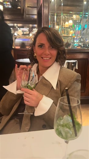 127K views · 380 reactions | 2 Hugos, 2 best friends, 1 make up tutorial in the loos and accidentally losing @clarehamilton__ on the tube. Yes it can only be a TEEN COMMANDMENTS PODCAST night out. Come with us to the @britishpodcastawards as we present 2 gongs….that’s IF we ever get there….藍 Cameo appearance from @nicholasgrimshaw | Sara Cox | Facebook