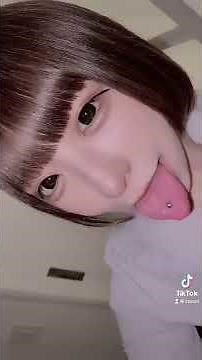 【TikTok】 美女 舌出し