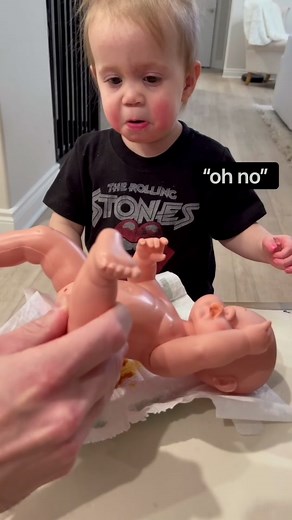 Ella changing a poopie diaper is the highlight of my life 🤣 #babydiaperchange #fyp #foryou #foryoupage #babiesoftiktok #TortillaTrend #4u #foru