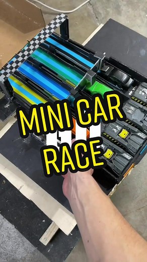 Mini Car Derby Racing: Tiny Track Adventures