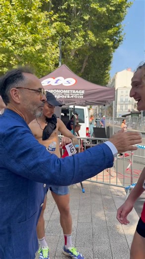 Arrivée des deux premiers aux 10 km de la Feria. FÉLICITATIONS À EUX #FERIA | Ville de Béziers