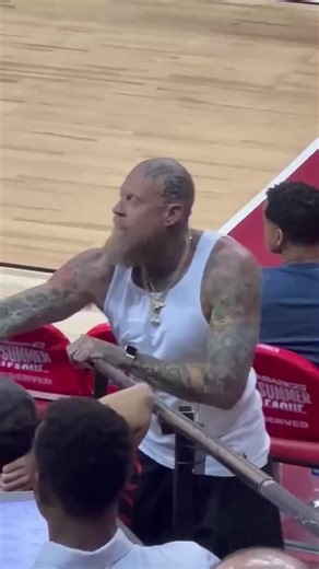 Chris Anderson aka Birdman at the Miami Heat Game #miamiheatbasketball #trend #viral #birdman