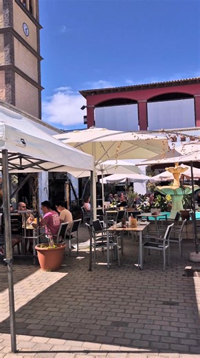 Villa Comercial el Campanario is the ideal place for shopping and relaxation🛍🛍🛍 ...... ...... ...... ...... ..... ...... #playaparkzensation #facebookreel #facebookreelsviral #shopping #travel #travelling #trip #viajar #vision #fypシ #canaryislands #fuerteventura #corralejo #holidays #vacaciones #reelsfypシ #like #videoreelsシ2025 #videoreelsシ2025 | Playa Park zensation