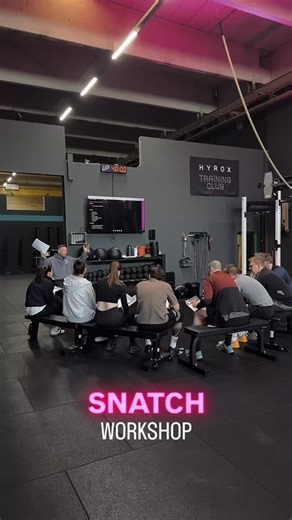 CrossFit Affenhaus on Instagram: "Unsere Workshops machen Dich besser! Was im täglichen Betrieb oft zu kurz kommt, wird hier bis in die Tiefe behandelt. Egal ob Gymnstic skills, Ernährung oder wie hier Weightlifting - wir machen Dich besser und verhelfen Dir zu fundierten Ergebnissen damit Du das Beste aus deinem Training machst. Unser nächster Workshop findet am 07.03. mit Coach @aaron.schwegler_pt zum Thema Krafttraining & CrossFit statt. Infos folgen. Die Anmeldung ist bereits geöffnet. Plätz
