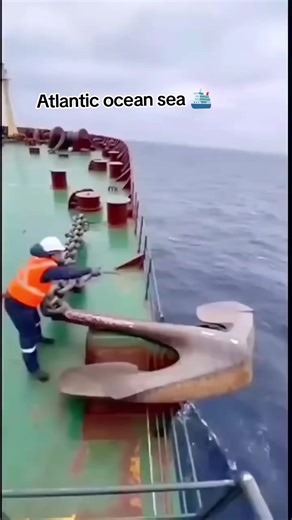 Atlantic ocean sea ⛵🌊#foryoupage❤️❤️ #ceatorsearchinsights #shiplife #oceanlife #oceanlife