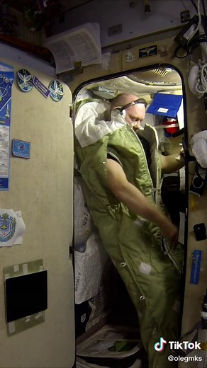 How Cosmonauts Sleep on the ISS