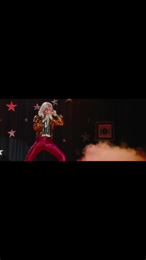 my favorite scene from my favorite movie 💫💛#foryou #fyp #therunawaysmovie #therunaways #ladygriningsoul #davidbowie #cherriecurrie @David Bowie