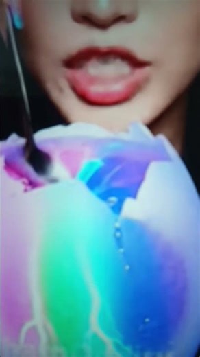 what's inside the alien 👽 egg 🥚