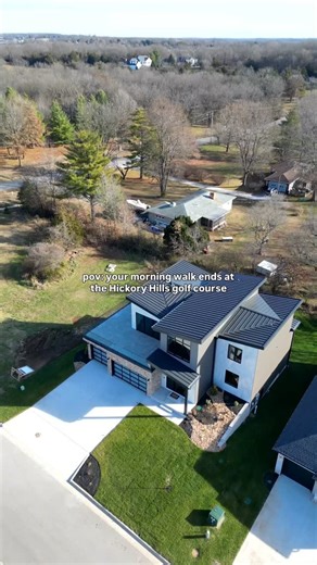 East Springfield just got an upgrade ✨ Where craftsmanship, location, and lifestyle align. 👌 This new construction home built by Flintrock Homes features over 5,000 SF, 5 bedrooms, and multiple living areas. Luxury features like engineered hardwoods, waterfall edge kitchen island, rooftop deck, spa-like suite, storm shelter, and more. 📍 Hickory Hills | Springfield, MO Click the link in the comments below for more information! 👇 #springfieldmo #417realestate #springfieldmorealtor #springfieldm