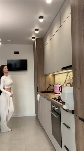 Exploring Romanian Belly Dance Traditions