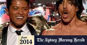 Super Bowl 2014 halftime show: Bruno Mars scorched by Red Hot Chili Peppers