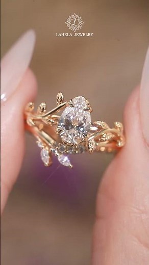 Pear Cut Lab Grown Diamond Engagement Ring With Leaves#lahelajewelry #ring