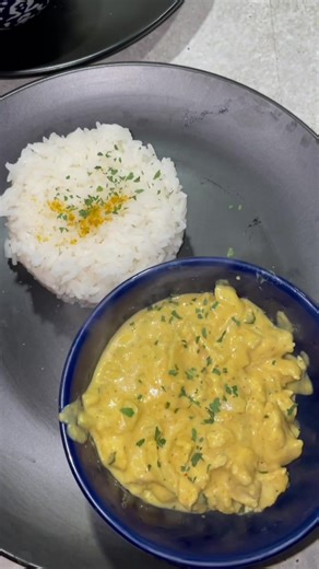 Riz au curry : une recette facile et délicieuse !