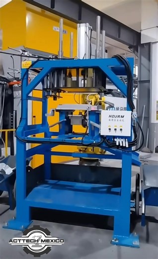 4.8K views · 14 reactions | Die casting Processing #Shorts #Manufacturing #diecastingmachine | Acttech Tecnología del Plastico | Facebook