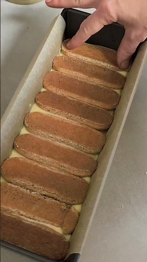 The simplest Christmas TIRAMISU log!