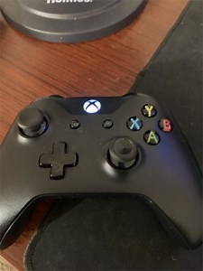 So verwenden Sie Xbox One-Controller über Bluetooth unter Linux