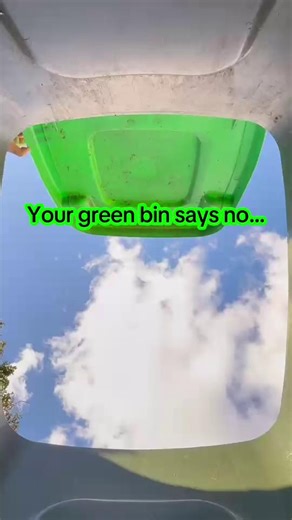 Did you know these items can’t go in your new green-lidded food and garden waste bin? Everyone’s doing a great job so far using their green-lidded food and garden waste bin, but we’re still finding these items in some of the bins, that can’t go in: ❌ Plastic bagged garden waste ❌ Pizza boxes and takeaway containers ❌ Nappies ❌ Paper bags (like those provided by Woolies & Coles) ❌Recyclable bottles, cans and cardboard ❌Pet waste For more information on how to separate your waste, download our B i
