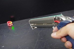 Rubber gun equipped with laser sight "GRIFON mk - Ⅱ" to reliably hit the rubber band