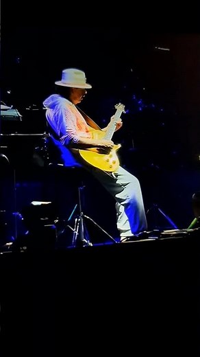 SANTANA - SAMBA PA TI - AÑO 2025, CARLOS SANTANA EN DIRECTO. #livemusic #live #santana #shorts