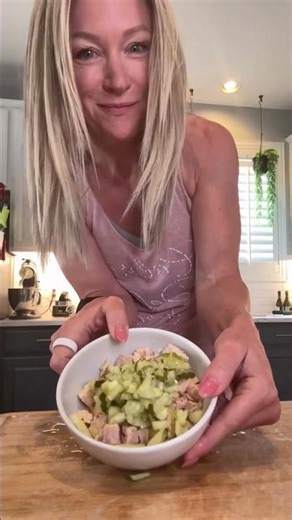 This is one of my favorite “running low on groceries” lunches lately 👏🏼