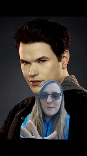 #greenscreen The Cullens are RICH rich. It would have been more accurate it I didn't adjust it for inflation, but I wanted to highlight just how much money a billion dollars is today. The cullens also wouldn't need to pay for meal plans or housing. #twilight #twilightsaga #twilightrenaissance #twilighttiktok #twitok #twilighttok