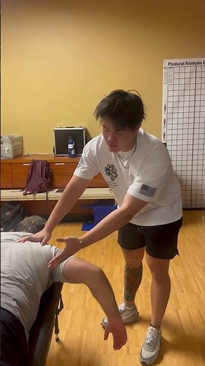 Manual muscle test of the triceps and anconeus