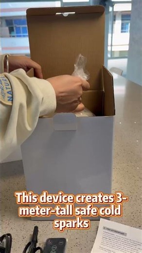 First Look Unboxing Of Cold Spark Machine