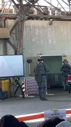 ロボドッグ(2025百里基地航空祭)実演ショー前の紹介(3台のうちの一騎)