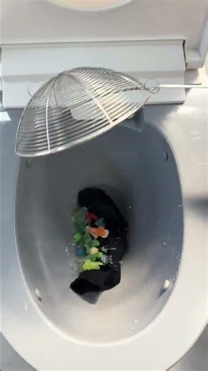 No sewer connection required no need to connect to the municipal water supply; comes with