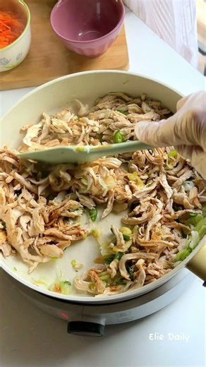 Freeze & Store Chicken Spring Rolls for Ramadan | Crispy Iftar Ready in Minutes 🥟✨