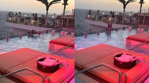Scary video shows Royal Caribbean passenger falling over edge of infinity pool - Trânsito e metrô
