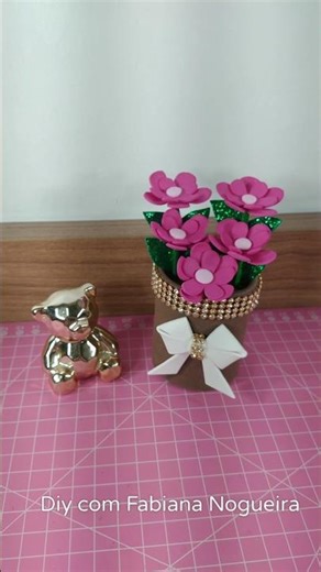 Delicate mini vase made from a toilet paper roll ♥️✨ #diy #diy #crafts