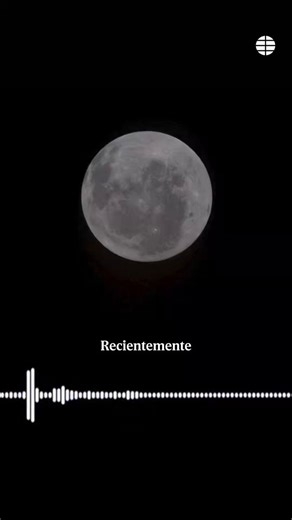 Por qué dice que la luna es más grande que la tierra? Error de traducción?
