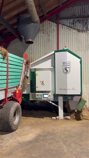 Serigstad MaxiFeeder & TopFeeder. Feeding solution in the Nordics.