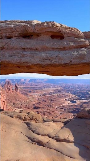 Hiking to Mesa Arch | Breathtaking Views in Canyonlands National Park