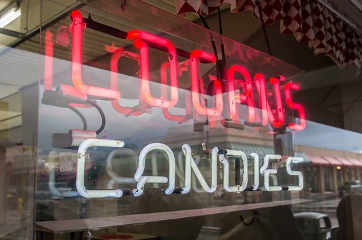 One of my favorite things to do for Christmas in Southern California is to head over to Logan's Candy in Ontario and watch their candy cane making demonstrations. Be sure to check it out for yourself and don't leave without buying a nice warm candy cane! | California Through My Lens