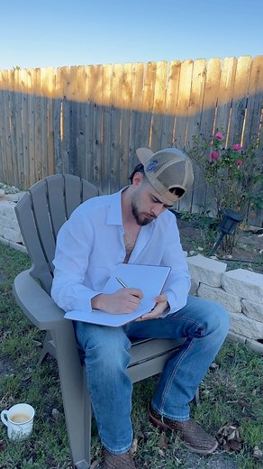 83K views · 2.7K reactions | Happy New Year poem 﫶 | Carlos PapiCuh Flores | Facebook