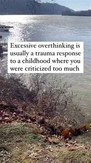 Learn more about Somatic Experiencing® @somaticexperiencingint Visite el enlace de nuestro perfil para obtener más información sobre Somatic Experiencing®: @somaticexperiencingint Somatic Experiencing® resolves symptoms of stress, shock, and other traumas that accumulate in our bodies. When we are stuck in patterns of fight, flight, or freeze, SE helps us release and recover. Learn more about Somatic Experiencing®. https://traumahealing.org Donate here: https://traumahealing.org/give Sign up for